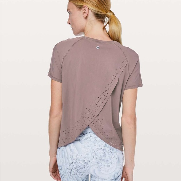 lululemon athletica Tops - Lululemon Quick Pace Short Sleeve